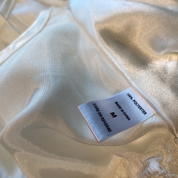 Flora Off White Lingerie - Picture 5 of 5